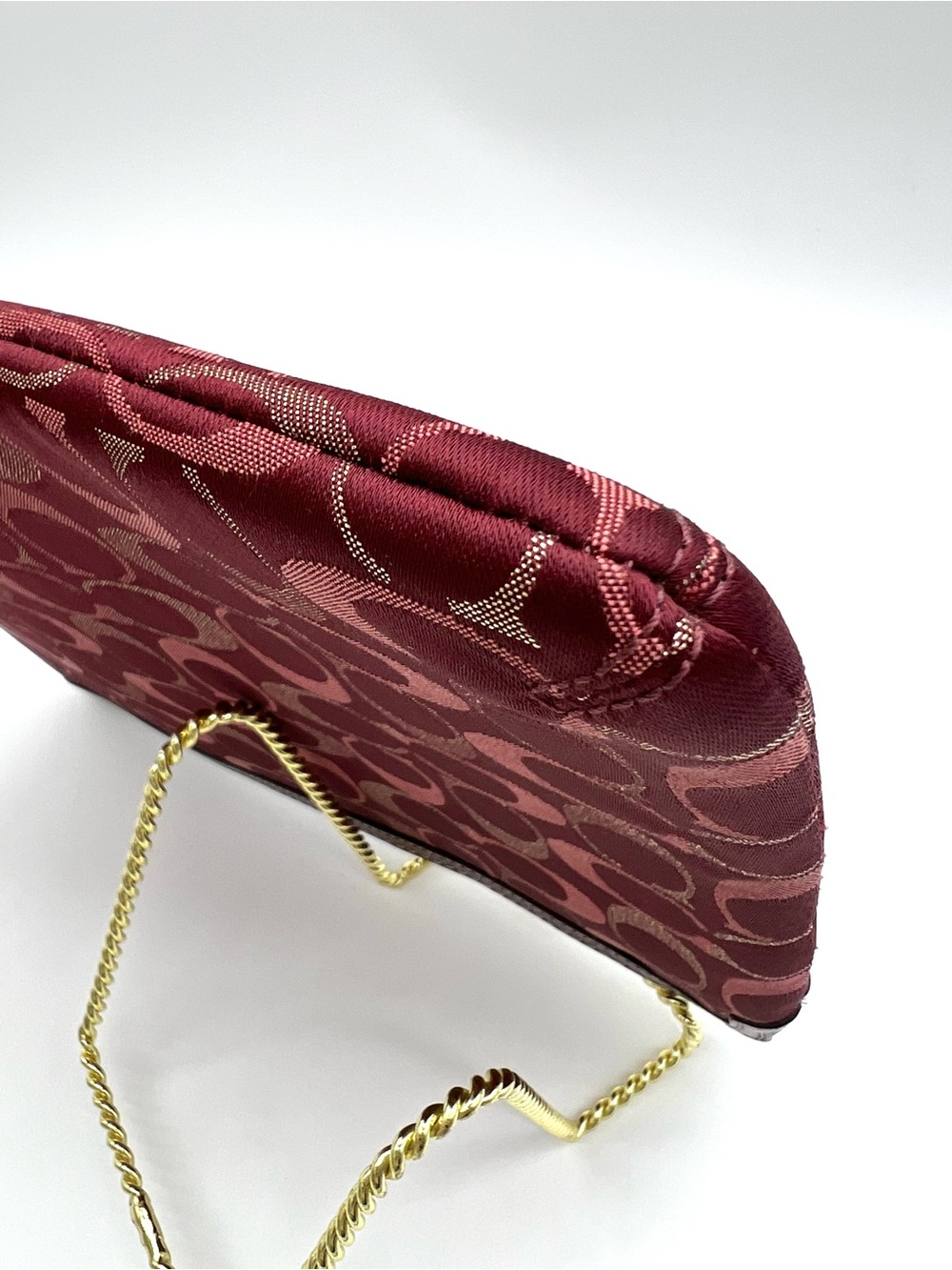 Coach Burgundy Signature Jacquard Padded iPad Tablet Sleeve - Picture 8 of 13